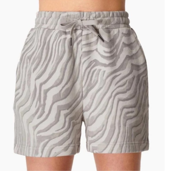 Sweaty Betty Organic Cotton Animal Print Athletic Shorts French Terry - Picture 2 of 7